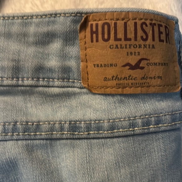 Hollister Blue Skinny Jeans with Soft Denim - Picture 3 of 4